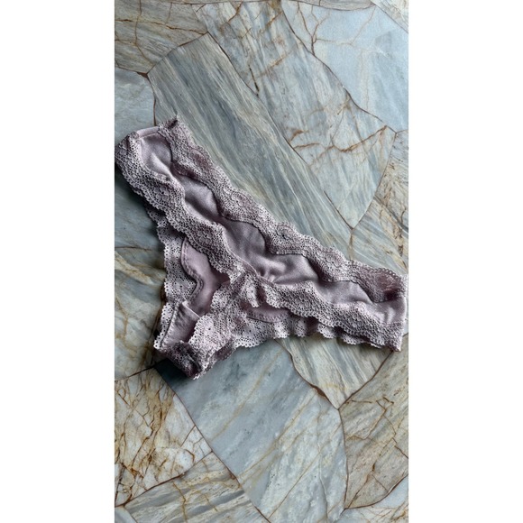 Shimmering Lace Thong Panty Pink Sparkle Bow Detail Women's Lingerie XS - Picture 6 of 7